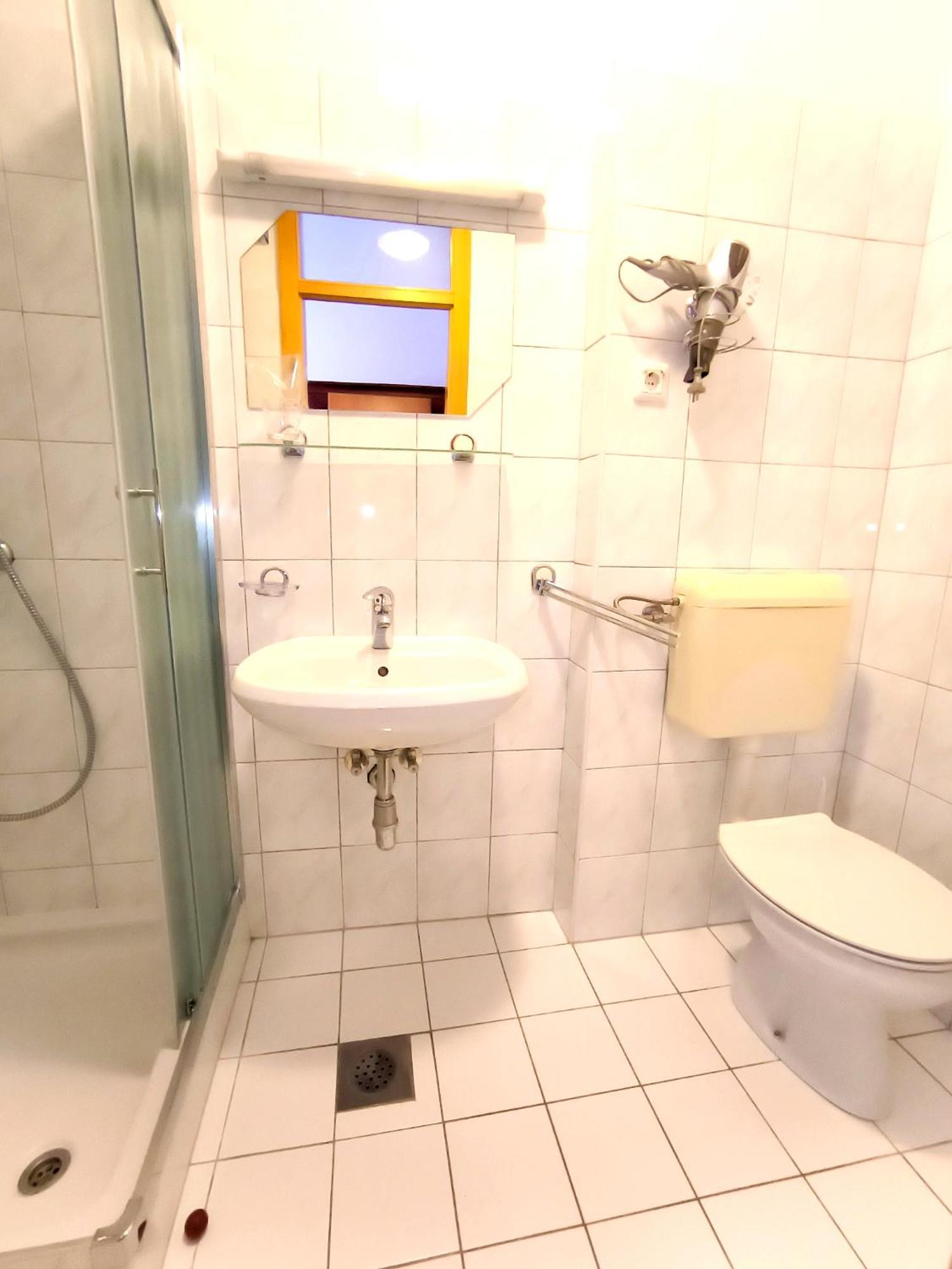 Guest House Gostisce Gacnk V Logu سيركنو المظهر الخارجي الصورة